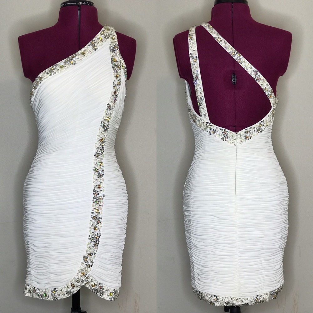 One- Shoulder Body Con Cocktail